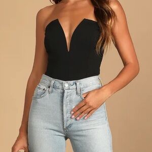 BRAND NEW Notched Strapless Bodysuit